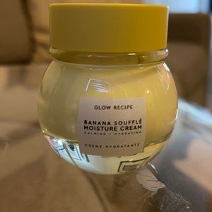 Banana soufflé moisture cream